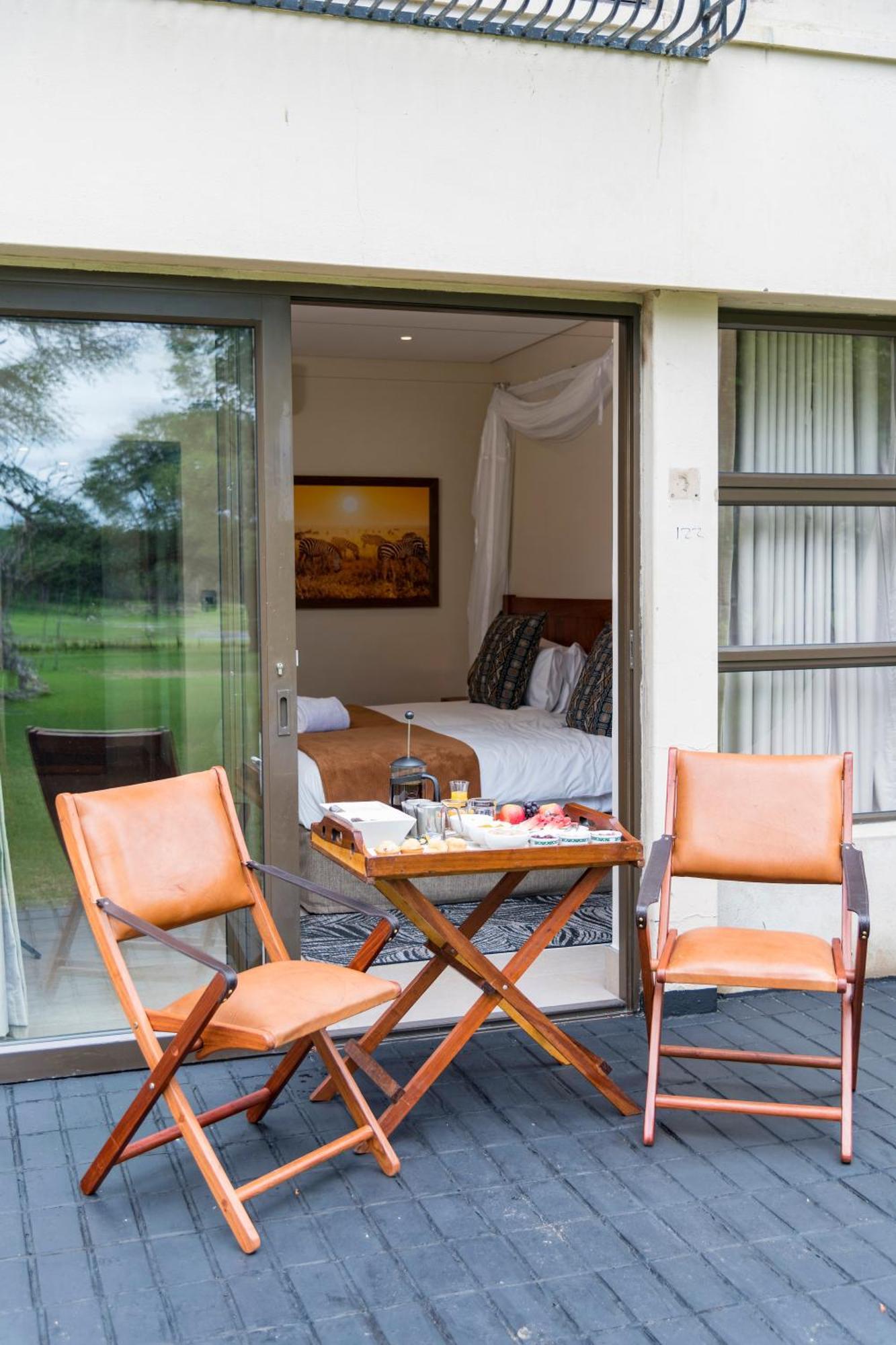 Hwange Safari Lodge Dete Eksteriør bilde