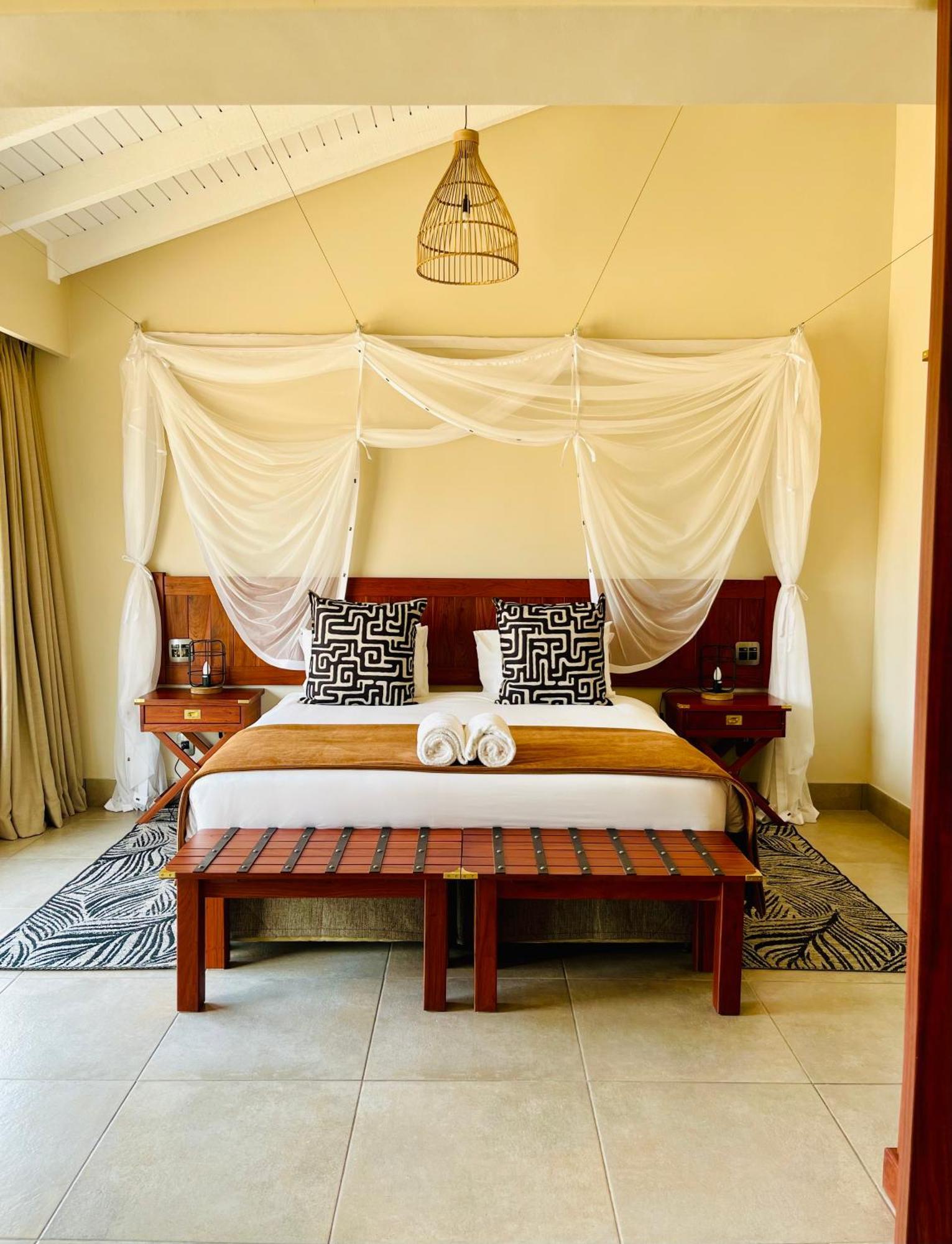 Hwange Safari Lodge Dete Eksteriør bilde